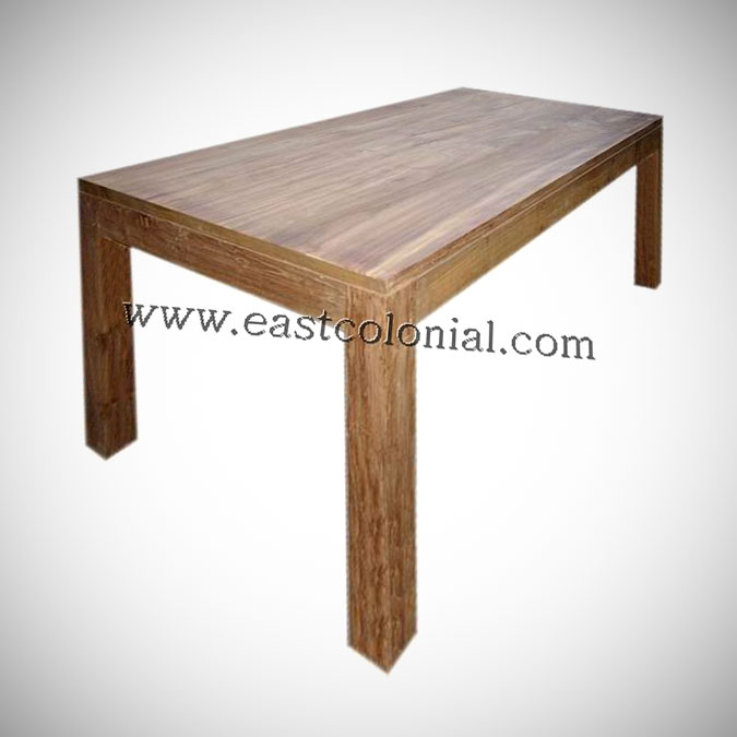 Solo Dining Table Medium
